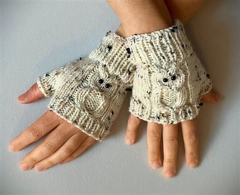 How To Knit Fingerless Gloves – With Owls! | AllFreeKnitting.com