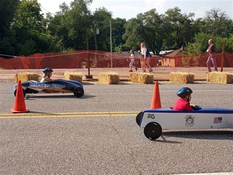 Soapbox race brings excitement to East Alton