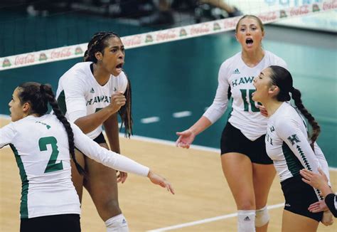 Hawaii women’s volleyball team welcomes back its fans with a sweep of ...