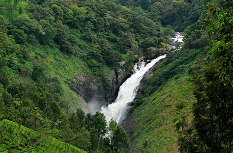 Munnar Tourism, India: Places, Best Time & Tour Packages 2024