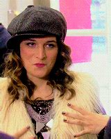 Jenny Slate Mona Lisa Saperstein GIF - Find & Share on GIPHY