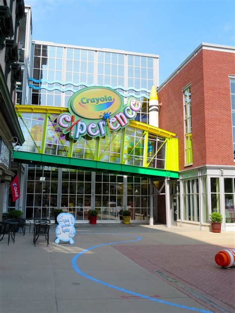 Touring the Crayola Factory - Her Heartland Soul