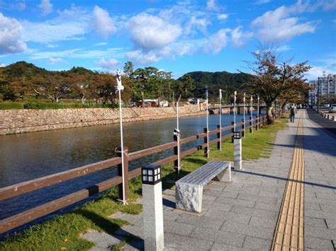 How to get to Tottori Castle ruins