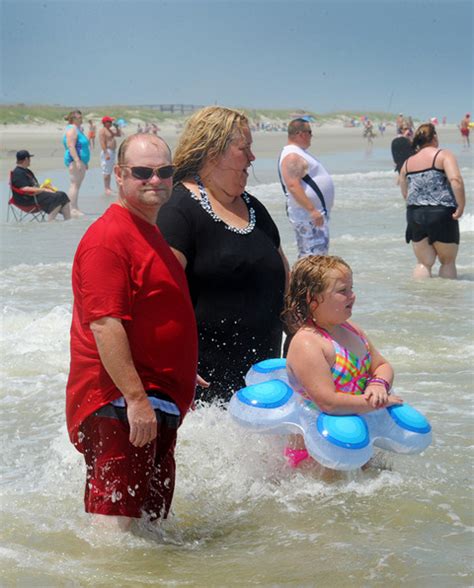 Starhooks * * *: Honey Boo Boo Family's Beach Day "WTF"