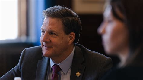 Chris Sununu Says He Won’t Run for President - The New York Times