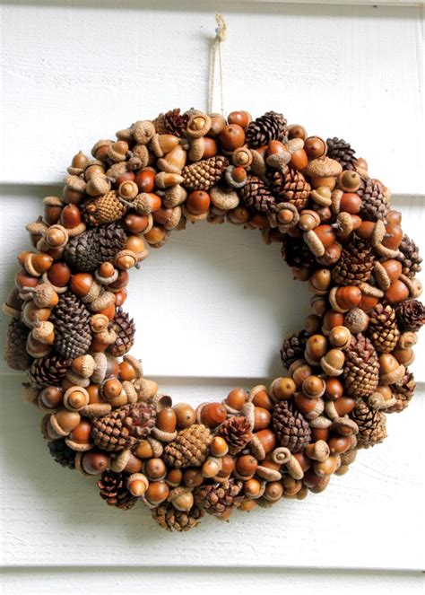 Beautiful Acorn Crafts Ideas with Real Acorns - The Idea Room