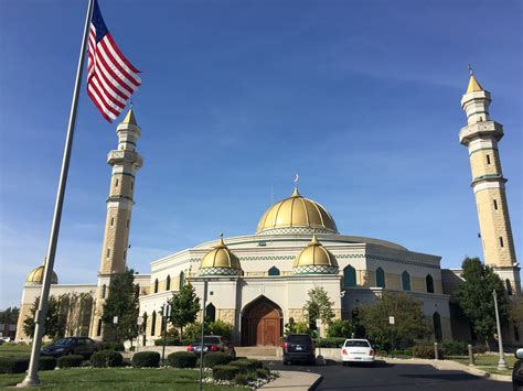 The Thriving Arab American Community of Dearborn, Michigan - Spiritual Travels