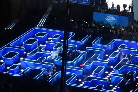 Massive Pac-Man Maze Appears in Los Angeles