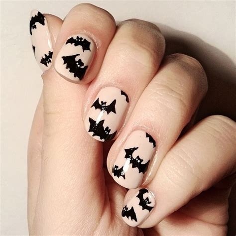 8 Last Minute Halloween Nail Art Ideas - Fab Fatale | Halloween bat nail art, Bat nails art ...