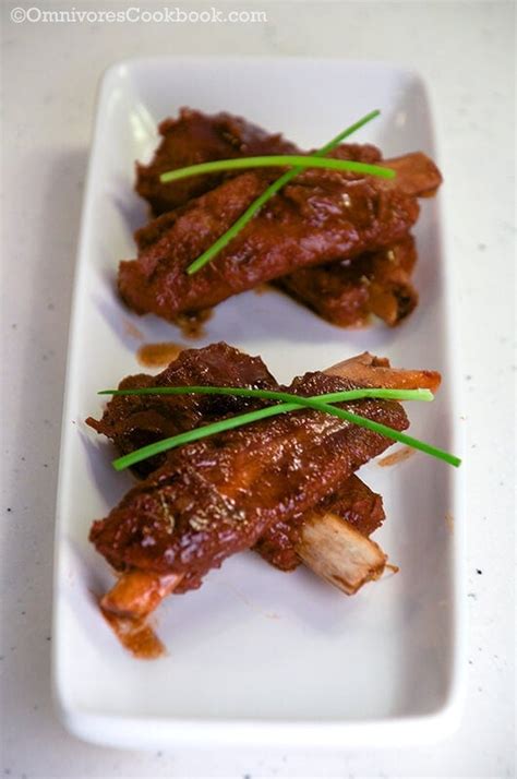 Mom's Best Braised Pork Spare Ribs | Omnivore's Cookbook