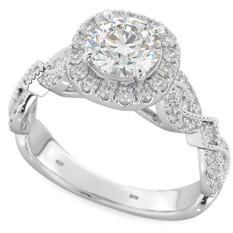 Round Cut Halo Cubic Zirconia Engagement ring