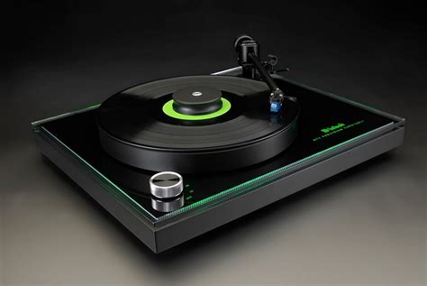 McIntosh MT2 Precision Turntable | Men's Gear