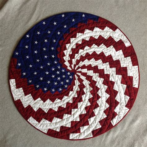 A New Spin on Old Glory Pattern - Etsy | Bargello quilt patterns, American flag quilt, Patriotic ...