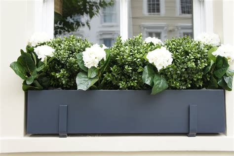 Bespoke metal planters – London Planters