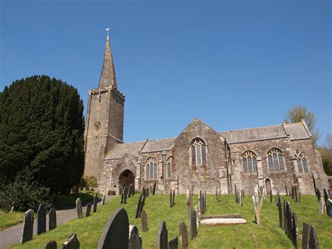 St Peter & St Paul, Ermington, Devon. Anglican parish church, famous for its crooked spire and ...