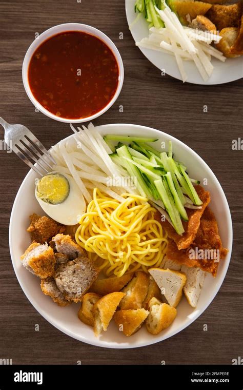 Mee Rojak is Malaysia Indian food of noodle with peanut sauce. One of ...