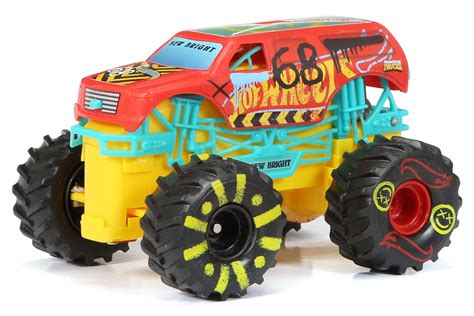 New Bright RC 1:43 Scale Remote Control Monster Truck Hot Wheels Demo ...