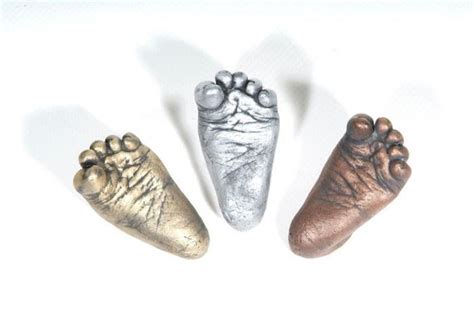 Learn How to Cast Baby Feet with Our 3D Baby Casting Courses