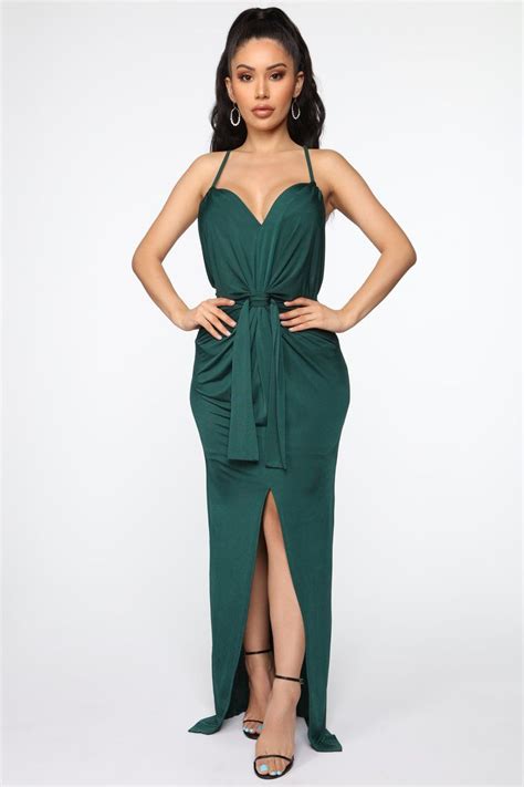 Feeling The Attraction Maxi Dress - Hunter Green | Hunter green dresses, Maxi dress, Dresses