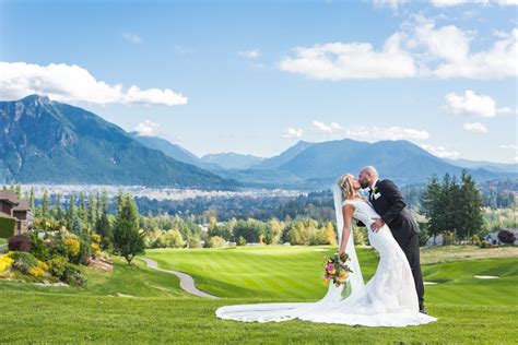 9 Affordable Seattle Wedding Venues | See Prices