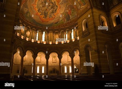 Interior of Cathedral Basilica of Saint Louis, Missouri Stock Photo - Alamy