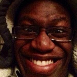 Deji - Age, Family, Bio | Famous Birthdays