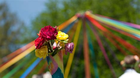 The Amazing Origins of 15 Spring Symbols and Traditions | Mental Floss