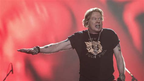 Are Guns N' Roses 2020 UK dates cancelled? Get the latest here - Radio X