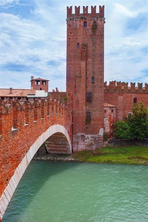 Castelvecchio Old Castle in Verona Stock Photo - Image of architecture ...