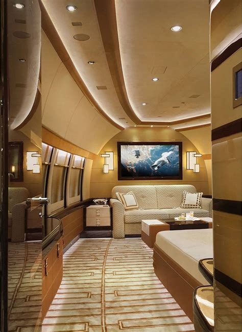 See the Luxurious Interior of the Biggest Private Jet in the World ...