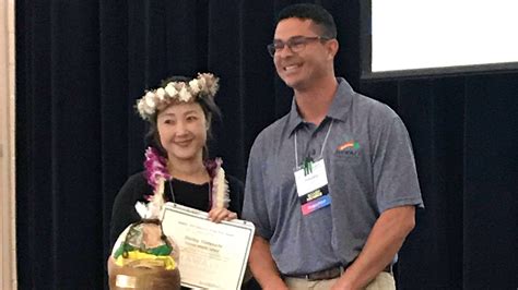 Kapolei Middle School teacher named HAMLE Educator of the Year - Hawaiʻi State Teachers Association