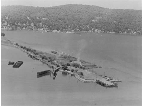 Media Monday: History of Piermont Pier - Hudson River Maritime Museum