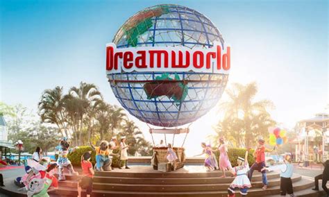 Dreamworld Gold Coast Theme Park - Holiday Holiday