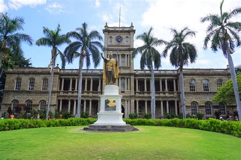 King Kamehameha Statue (Honolulu) - 2020 All You Need to Know BEFORE You Go (with Photos ...