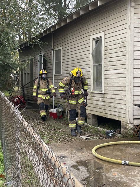 Lafayette Fire Department responds to fire in 100 block of Street of Love