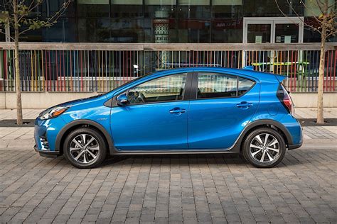 2018 Toyota Prius C Specs & Photos - autoevolution