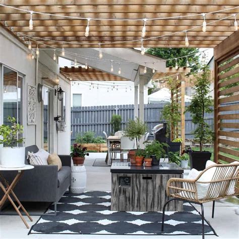 Porch Design Ideas for a Warm and Welcoming Outdoor Area