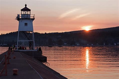 Sunset at Grand Marais Lighthouse Photograph by David Lunde - Fine Art America