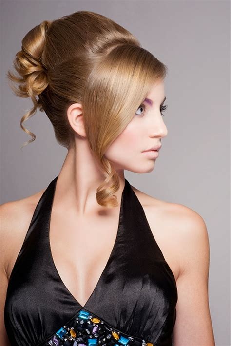 30+ Easy Hairdos For Long Hair | FASHIONBLOG