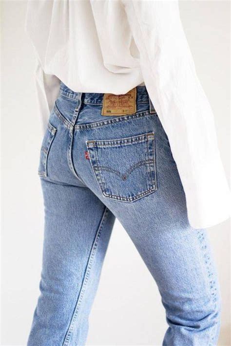 Levi's 501 Button Fly Straight Leg Mom Jeans Light Wash Blue High ...