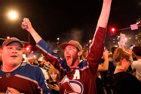 Colorado Avalanche fans buy team gear early, often after Stanley Cup win