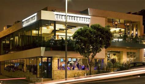 The Strand House Restaurant | Local Dining in Manhattan Beach, CA