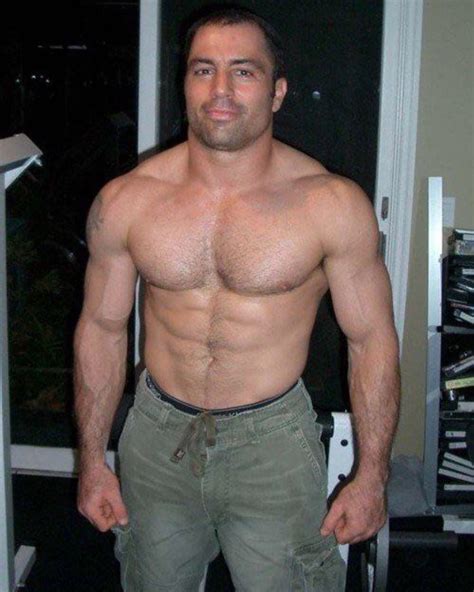 @joerogan was an absolute unit in his early 30s... | Joe rogan, Joe rogan workout, Bodybuilders men