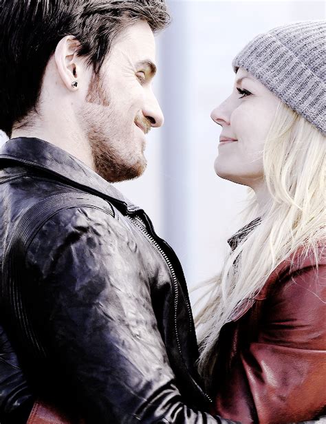 4x20 Captain Swan - Captain Hook and Emma Swan Photo (38436255) - Fanpop