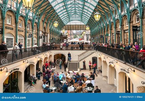 People Visiting Covent Garden Apple Market, is the Big Attraction for ...