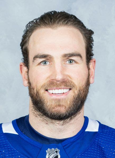 Player photos for the 2022-23 Toronto Maple Leafs at hockeydb.com