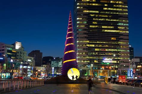 Cheonggyecheon Stream, best place to visit at night in Seoul | HaB ...