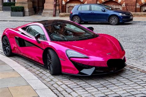 The Mystery of the Custom, Hot Pink McLaren That Hasn’t Moved in Years - autoevolution