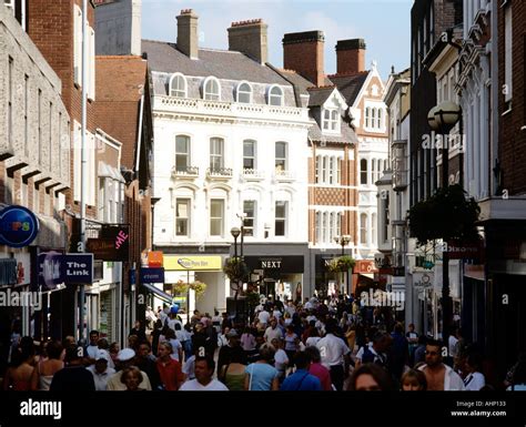 Wrexham town centre hi-res stock photography and images - Alamy