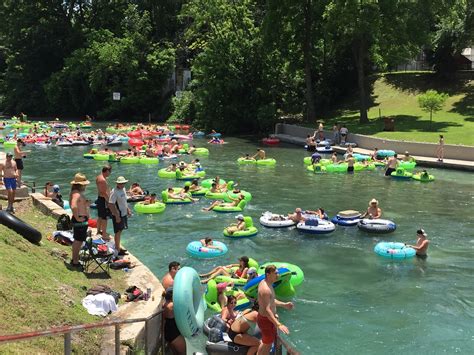 Float the River in Texas || What to Know Before Floating the River